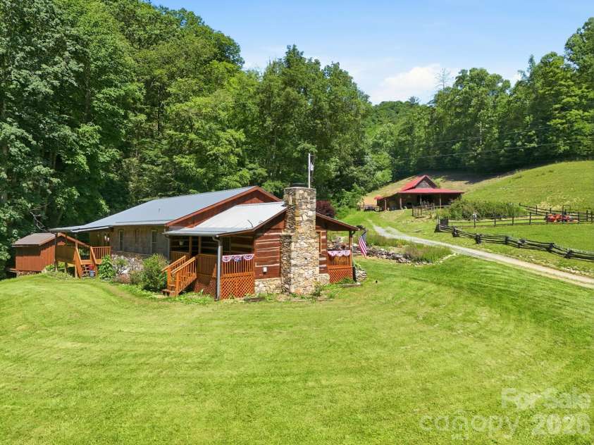 1005 Smith Creek Road, Mars Hill, NC 28754.  MLS# CAR4394966, YatesRealty ID 38147. 