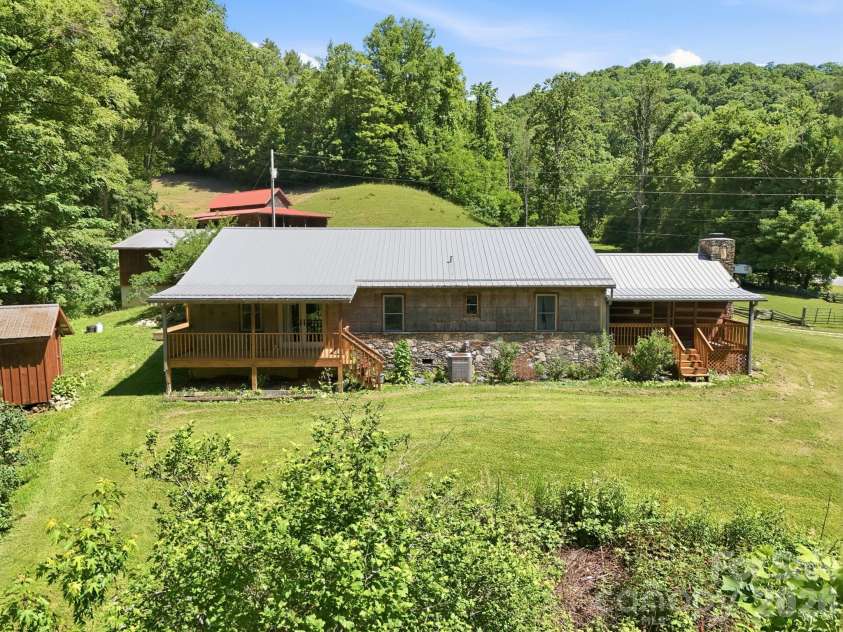 1005 Smith Creek Road, Mars Hill, NC 28754.  MLS# CAR4394966, YatesRealty ID 38147. 