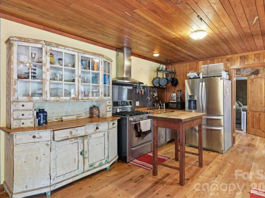 1005 Smith Creek Road, Mars Hill, NC 28754.  MLS# CAR4394966, YatesRealty ID 38147. 