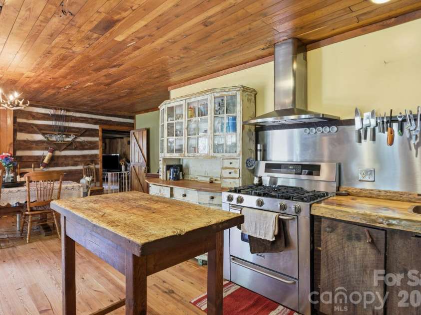 1005 Smith Creek Road, Mars Hill, NC 28754.  MLS# CAR4394966, YatesRealty ID 38147. 