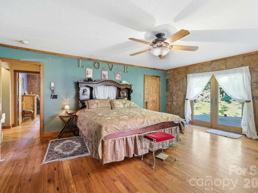 1005 Smith Creek Road, Mars Hill, NC 28754.  MLS# CAR4394966, YatesRealty ID 38147. 