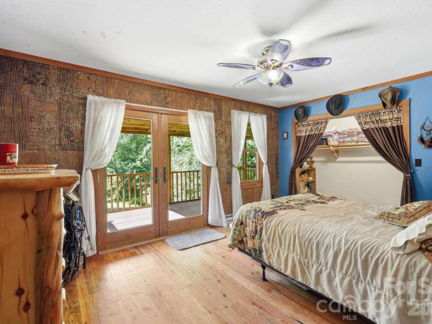 1005 Smith Creek Road, Mars Hill, NC 28754.  MLS# CAR4394966, YatesRealty ID 38147. 