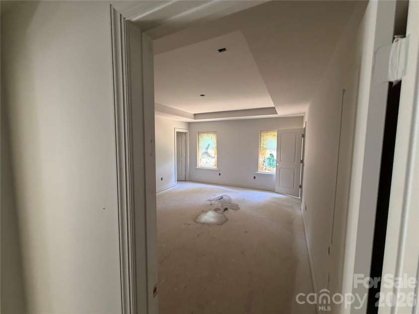 548 Carolyn Lane, Charlotte, NC 28213.  MLS# CAR4405325, YatesRealty ID 38148. 
