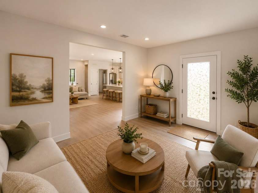 548 Carolyn Lane, Charlotte, NC 28213.  MLS# CAR4405325, YatesRealty ID 38148. Virtually Staged