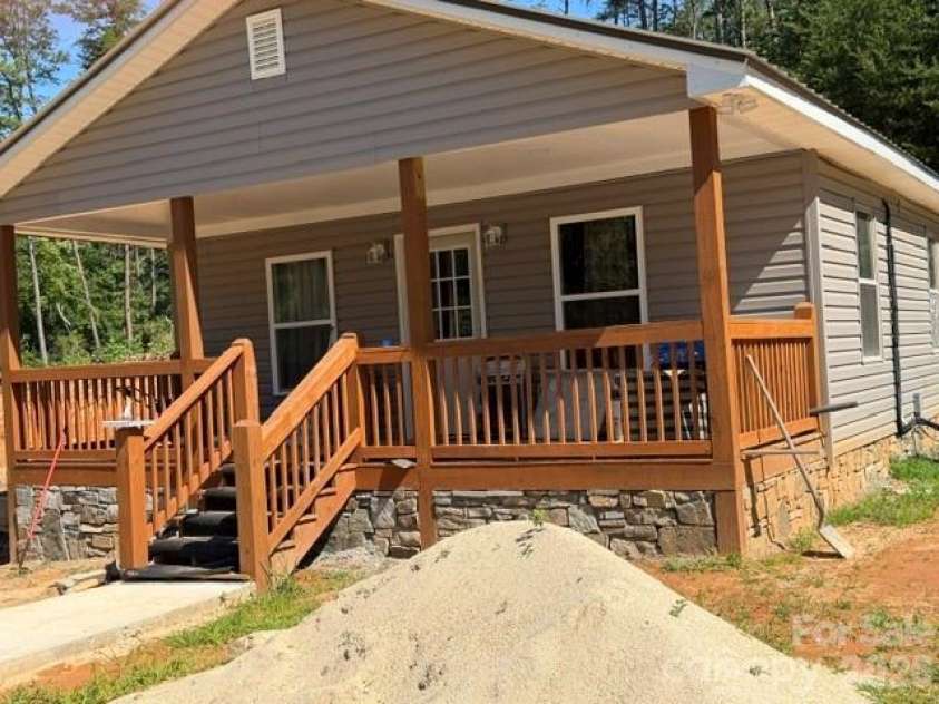 291 McGinnis Way, Old Fort, NC 28762.  MLS# CAR4405208, YatesRealty ID 38149. Front porch (landscaping will be completed)