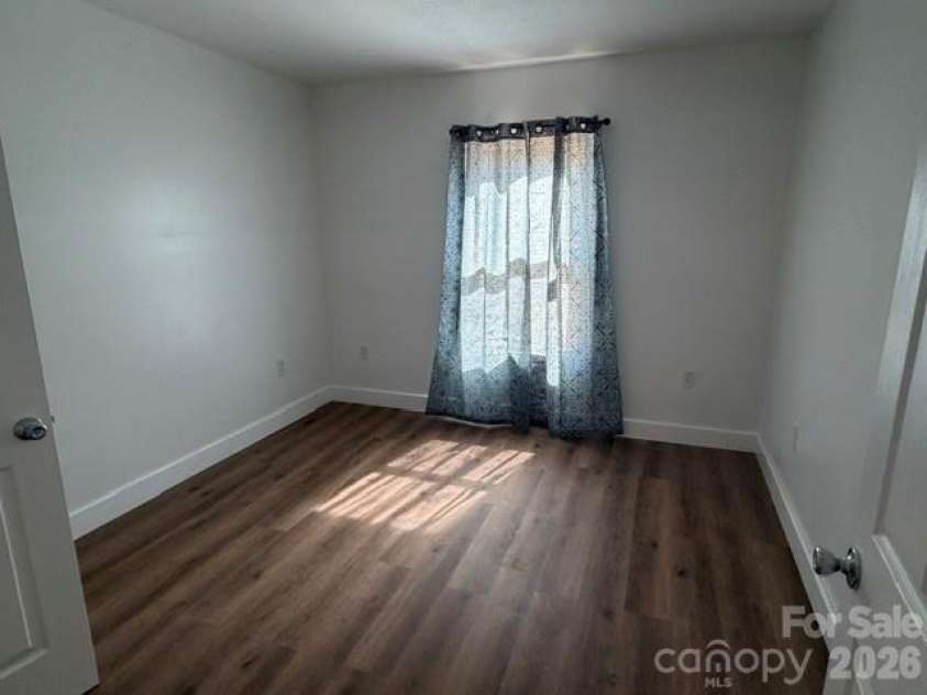 291 McGinnis Way, Old Fort, NC 28762.  MLS# CAR4405208, YatesRealty ID 38149. Primary Bedroom