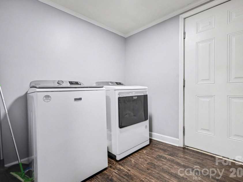 390 Ts Sellers Road, Chesterfield, SC 29709.  MLS# CAR4337935, YatesRealty ID 3815. Laundry Room
