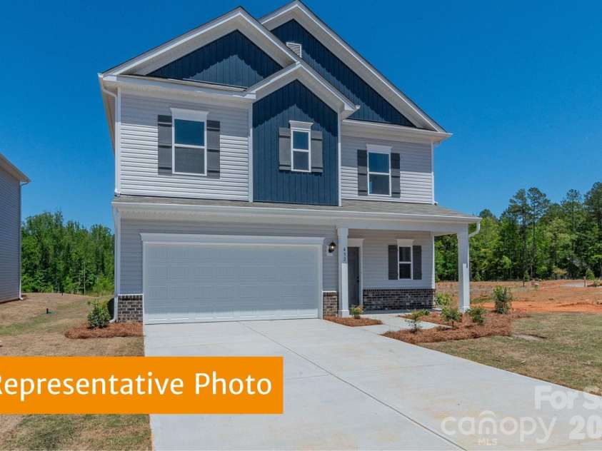 637 Cooley Drive, Salisbury, NC 28147.  MLS# CAR4405583, YatesRealty ID 38156. 