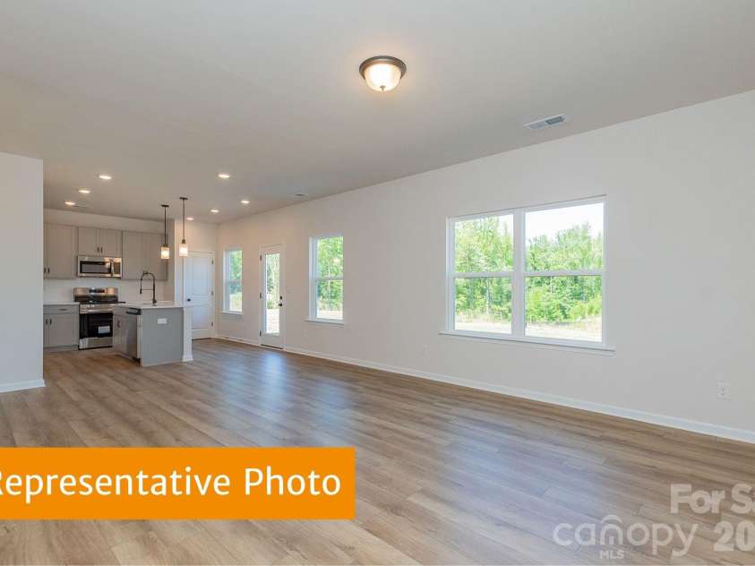 637 Cooley Drive, Salisbury, NC 28147.  MLS# CAR4405583, YatesRealty ID 38156. 