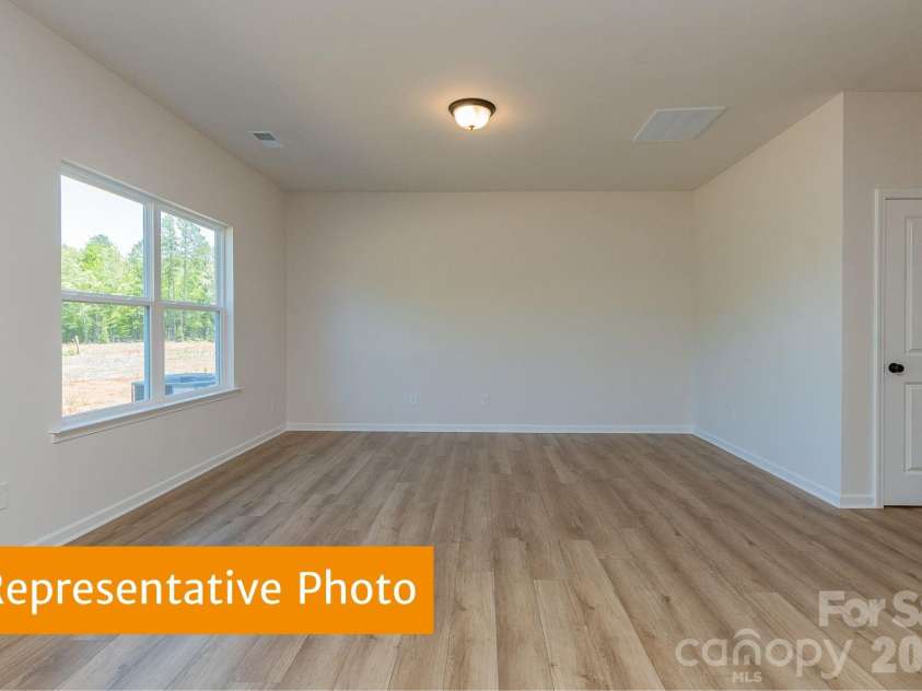 637 Cooley Drive, Salisbury, NC 28147.  MLS# CAR4405583, YatesRealty ID 38156. 