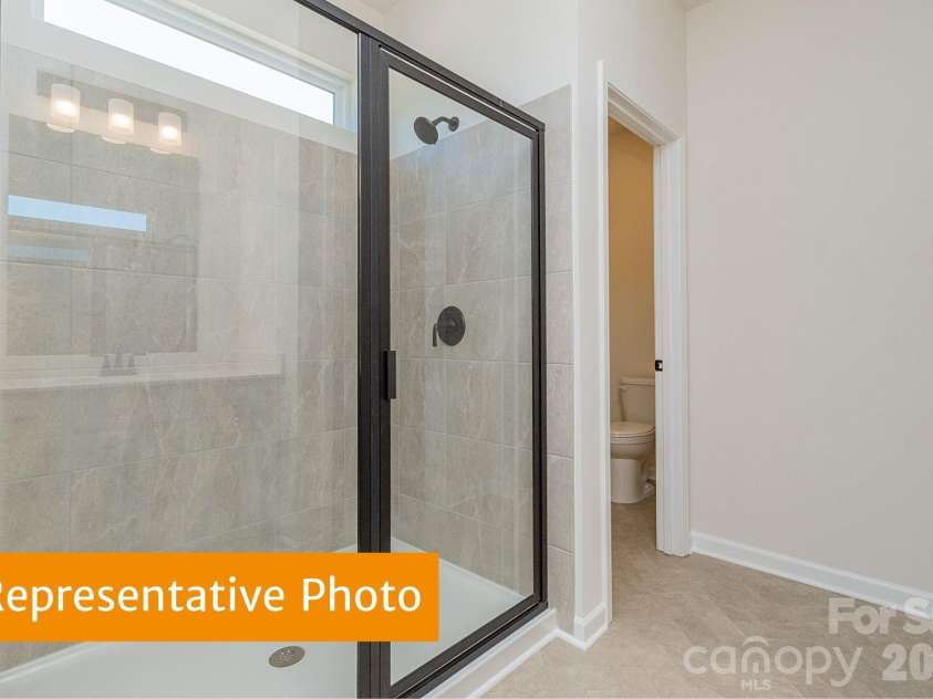 637 Cooley Drive, Salisbury, NC 28147.  MLS# CAR4405583, YatesRealty ID 38156. 