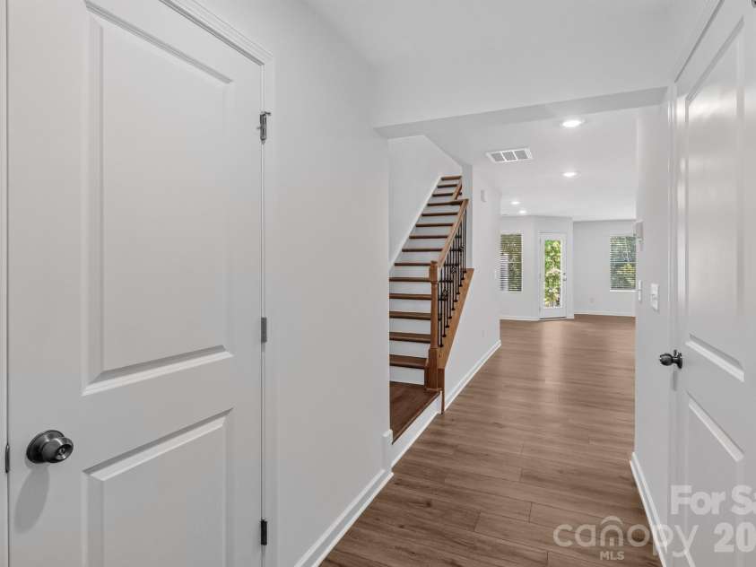 448 Sand Dunes Drive, Kannapolis, NC 28081.  MLS# CAR4405598, YatesRealty ID 38159. 