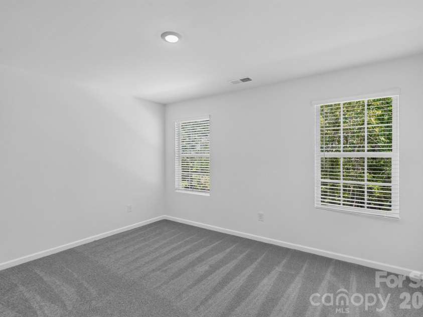 448 Sand Dunes Drive, Kannapolis, NC 28081.  MLS# CAR4405598, YatesRealty ID 38159. 
