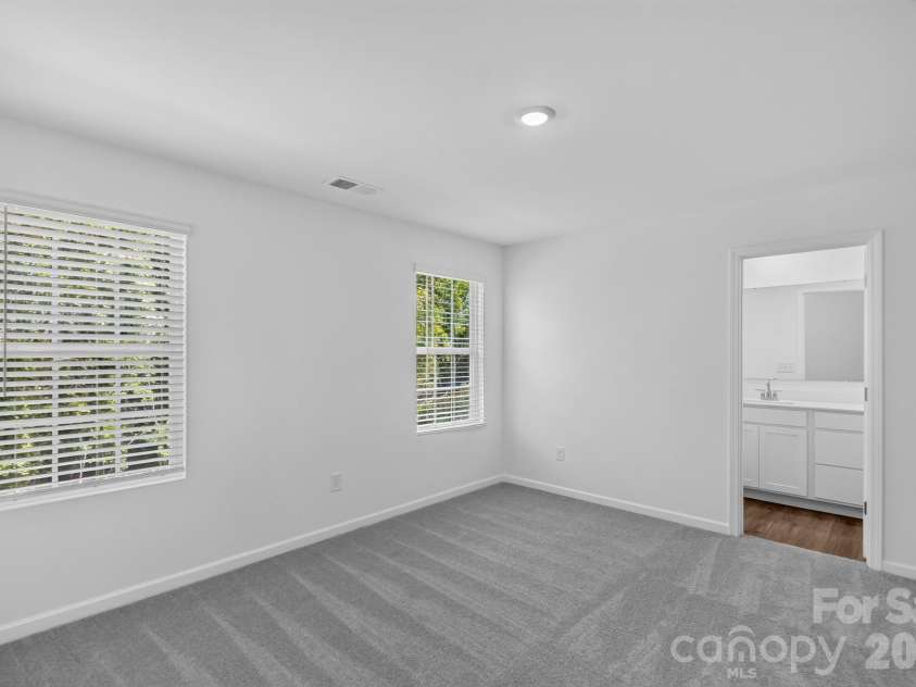 448 Sand Dunes Drive, Kannapolis, NC 28081.  MLS# CAR4405598, YatesRealty ID 38159. 