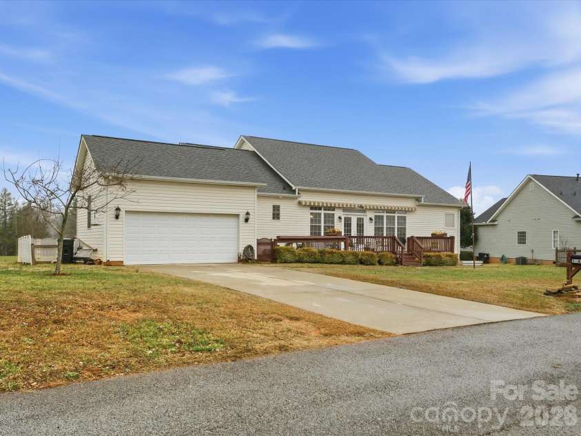 1249 Maddy Lane, Rock Hill, SC 29732.  MLS# CAR4340570, YatesRealty ID 3816. 