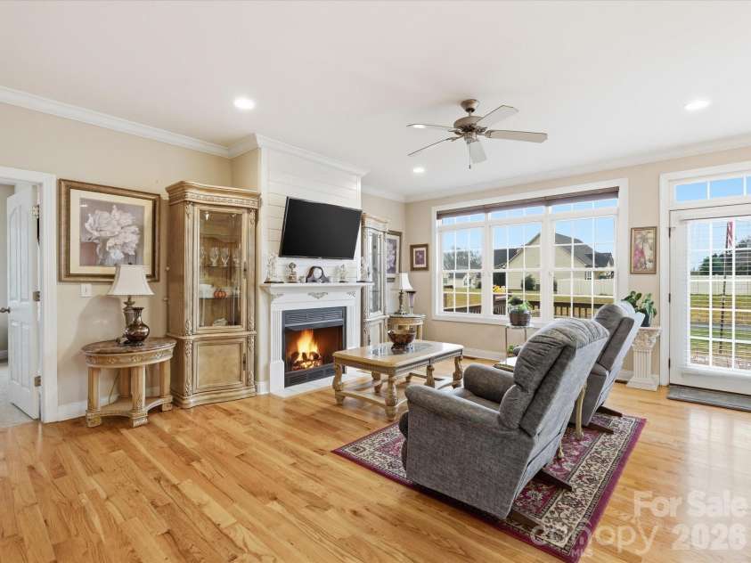 1249 Maddy Lane, Rock Hill, SC 29732.  MLS# CAR4340570, YatesRealty ID 3816. Open to Kitchen