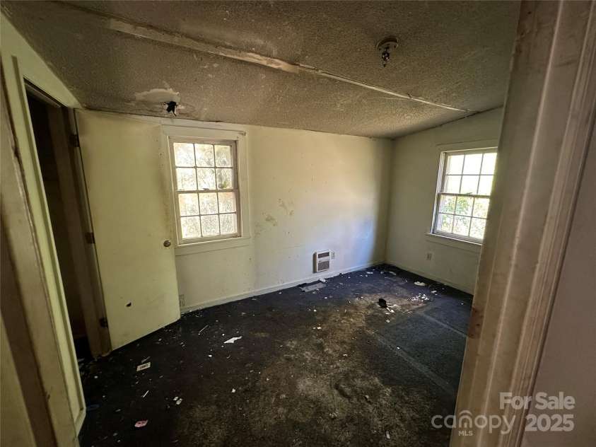 212 Toatley Drive, Chesterfield, SC 29709.  MLS# CAR4240399, YatesRealty ID 3816. 