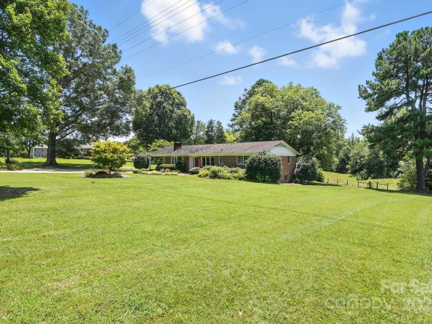 3427 Nc 16 Highway, Denver, NC 28037.  MLS# CAR4283267, YatesRealty ID 3816. 