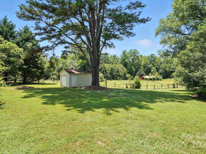 3427 Nc 16 Highway, Denver, NC 28037.  MLS# CAR4283267, YatesRealty ID 3816. 