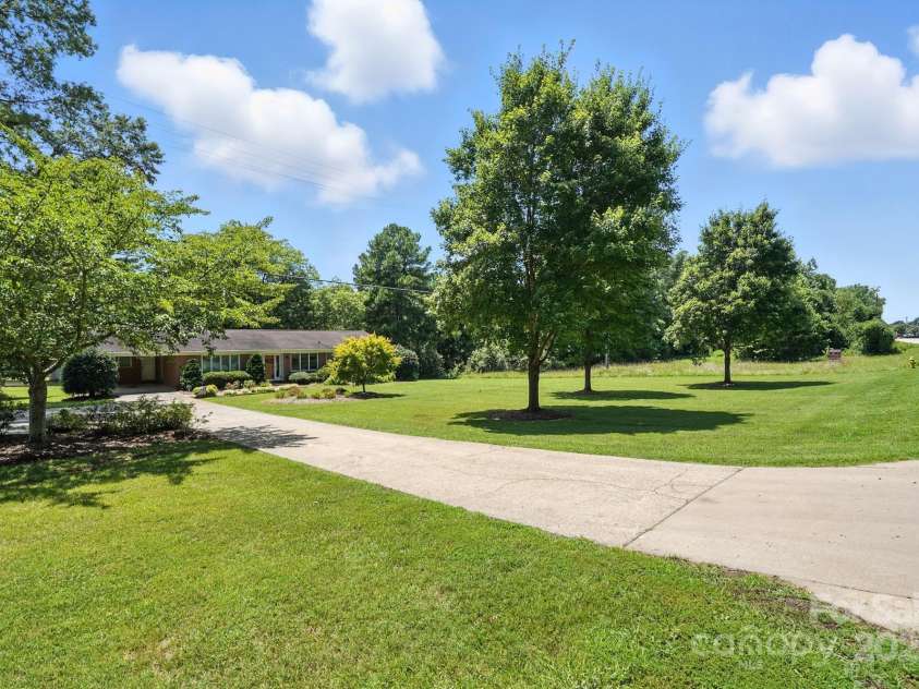 3427 Nc 16 Highway, Denver, NC 28037.  MLS# CAR4283267, YatesRealty ID 3816. 