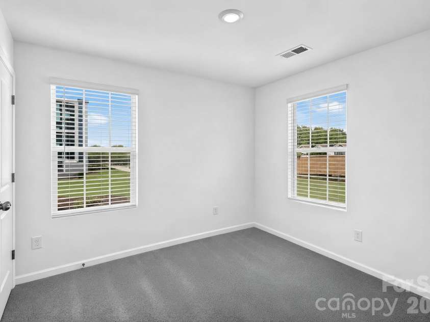 436 Sand Dunes Drive, Kannapolis, NC 28081.  MLS# CAR4405600, YatesRealty ID 38161. 