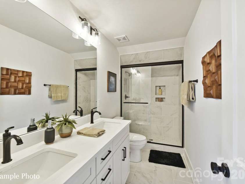 4016 Hickory Springs Lane, Charlotte, NC 28277.  MLS# CAR4405622, YatesRealty ID 38164. 