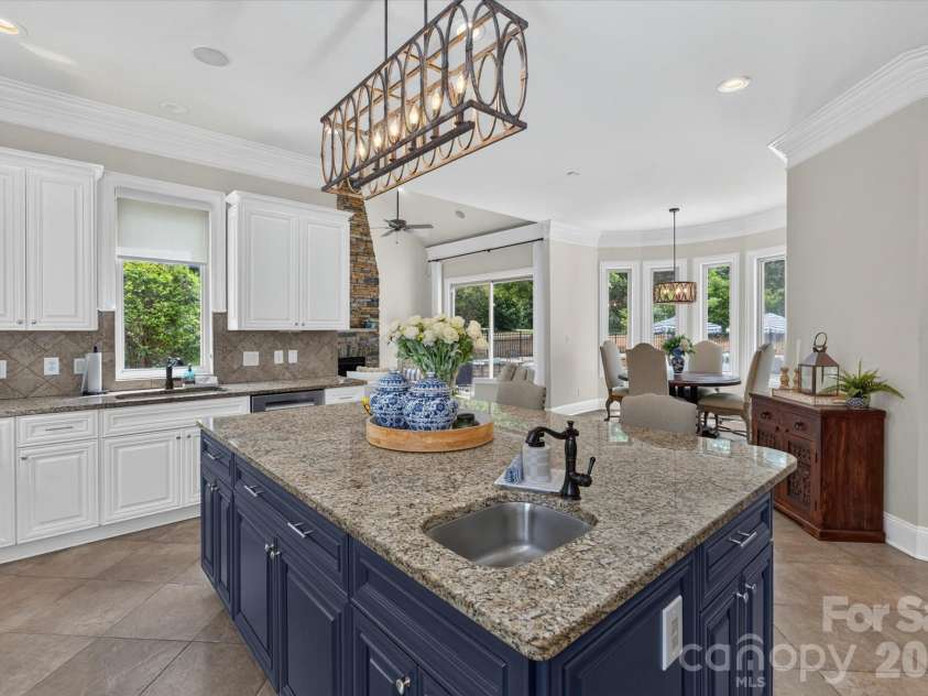 102 Finch Loop, Fort Mill, SC 29715.  MLS# CAR4394123, YatesRealty ID 38168. 
