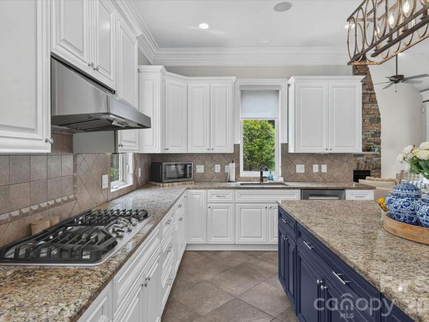 102 Finch Loop, Fort Mill, SC 29715.  MLS# CAR4394123, YatesRealty ID 38168. 