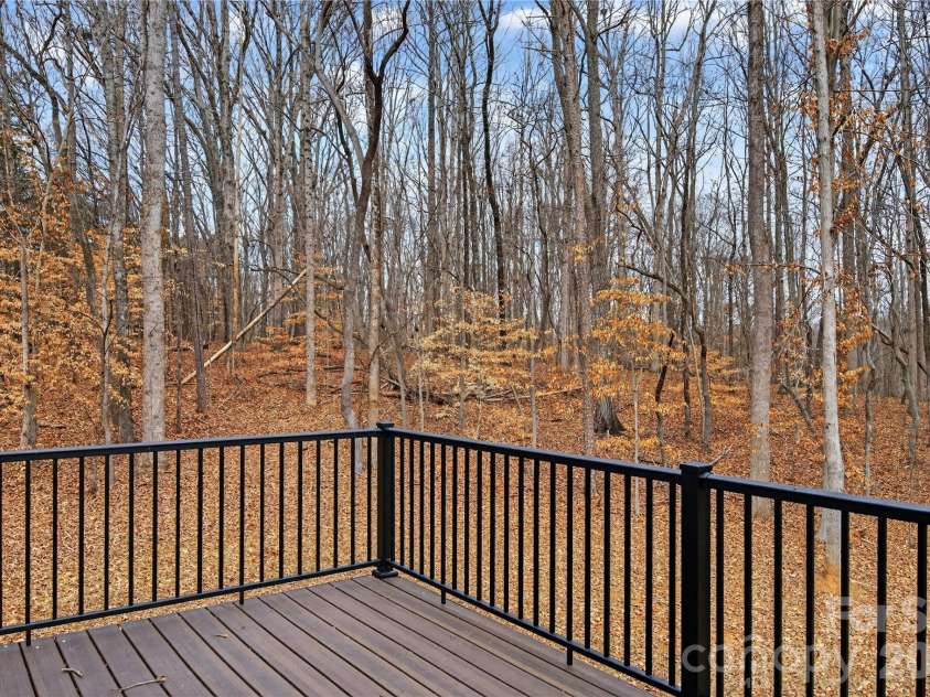 140 Meadowfall Lane, Troutman, NC 28166.  MLS# CAR4340538, YatesRealty ID 3817. 