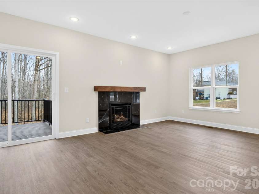 140 Meadowfall Lane, Troutman, NC 28166.  MLS# CAR4340538, YatesRealty ID 3817. 