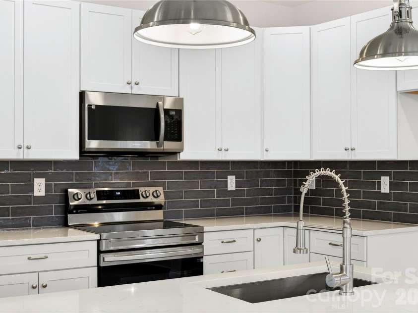 140 Meadowfall Lane, Troutman, NC 28166.  MLS# CAR4340538, YatesRealty ID 3817. 