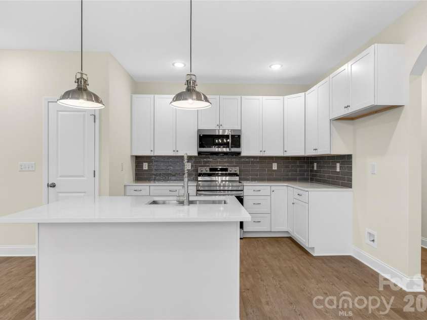 140 Meadowfall Lane, Troutman, NC 28166.  MLS# CAR4340538, YatesRealty ID 3817. 