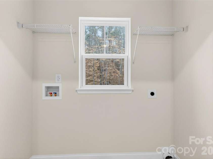 140 Meadowfall Lane, Troutman, NC 28166.  MLS# CAR4340538, YatesRealty ID 3817. 