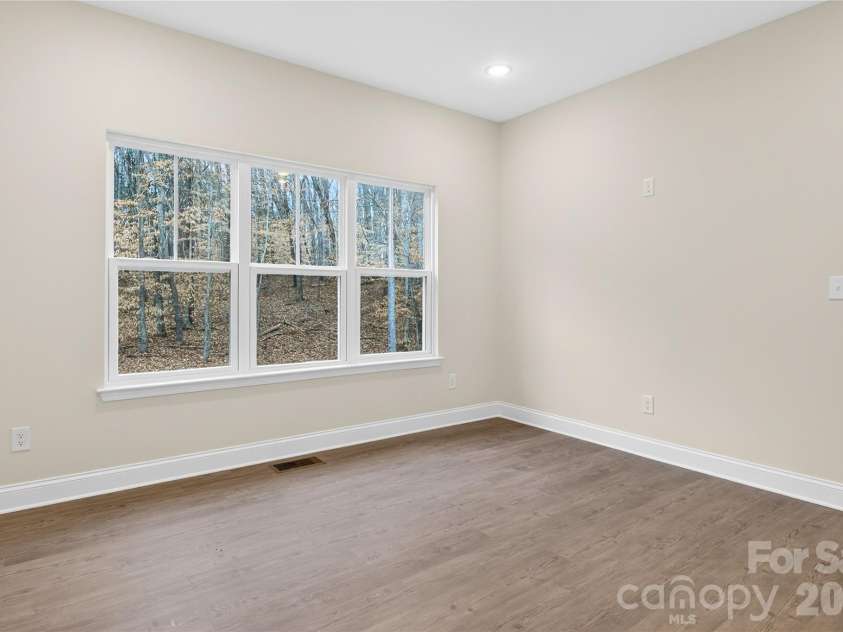 140 Meadowfall Lane, Troutman, NC 28166.  MLS# CAR4340538, YatesRealty ID 3817. 