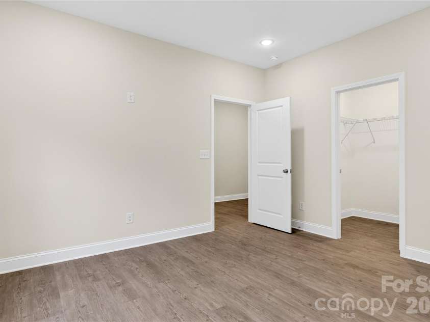 140 Meadowfall Lane, Troutman, NC 28166.  MLS# CAR4340538, YatesRealty ID 3817. 