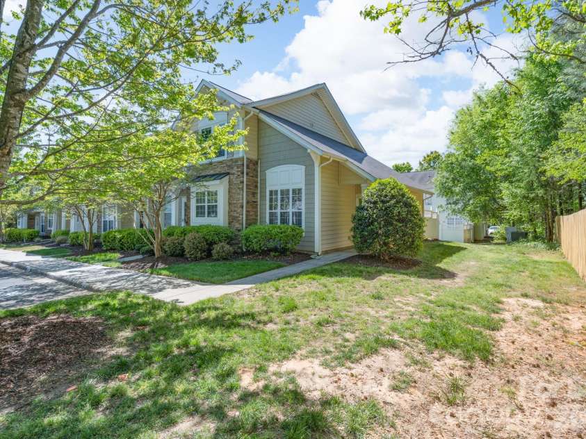 643 Brickdust Court, Fort Mill, SC 29708.  MLS# CAR4245809, YatesRealty ID 3817. 