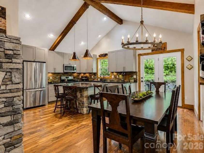 77 E Lake Dr East Lake Drive, Fairview, NC 28730.  MLS# CAR4405449, YatesRealty ID 38171. 