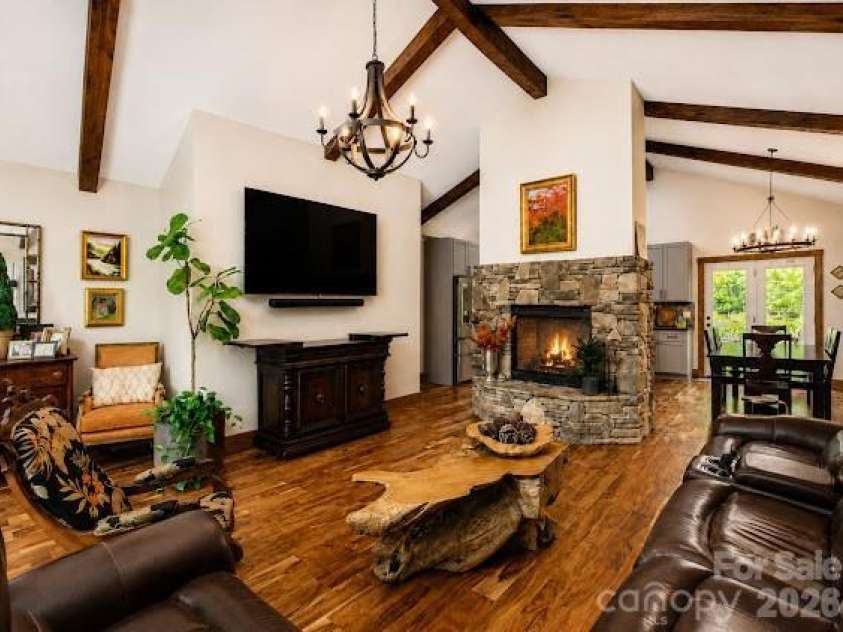 77 E Lake Dr East Lake Drive, Fairview, NC 28730.  MLS# CAR4405449, YatesRealty ID 38171. 