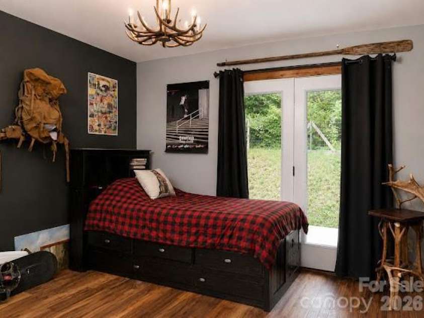 77 E Lake Dr East Lake Drive, Fairview, NC 28730.  MLS# CAR4405449, YatesRealty ID 38171. 