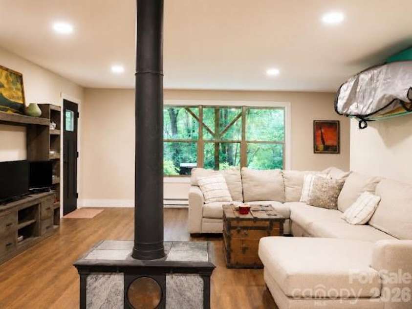 77 E Lake Dr East Lake Drive, Fairview, NC 28730.  MLS# CAR4405449, YatesRealty ID 38171. 