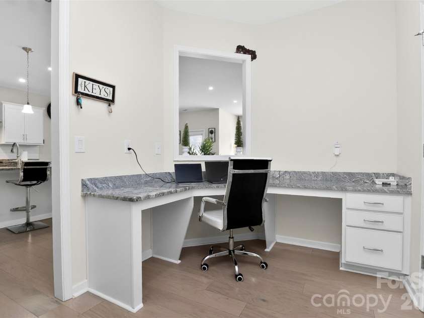 4011 Spring Garden Street, Fort Mill, SC 29715.  MLS# CAR4390724, YatesRealty ID 38172. 
