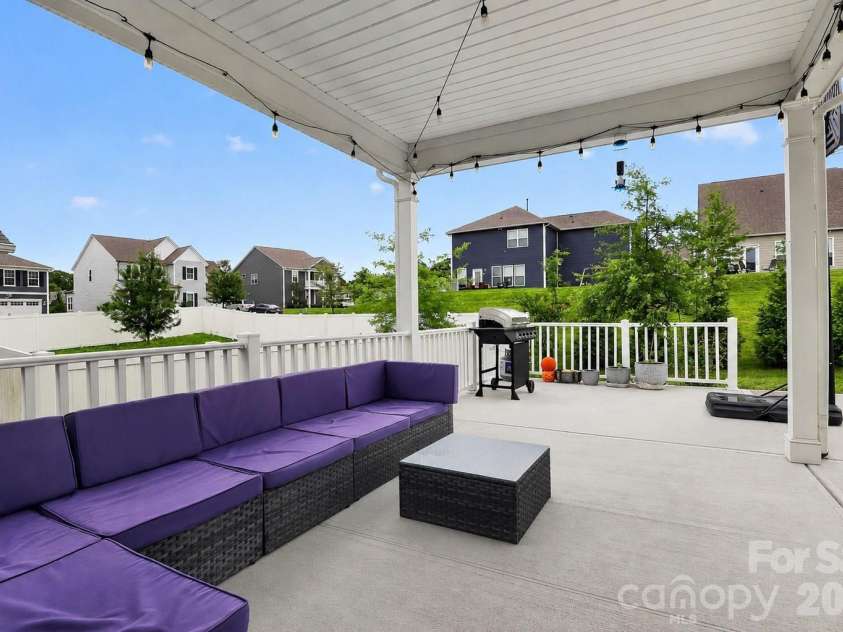4011 Spring Garden Street, Fort Mill, SC 29715.  MLS# CAR4390724, YatesRealty ID 38172. 