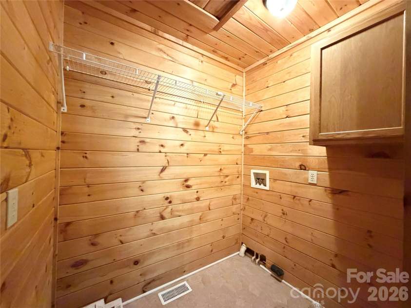3430 Tranquil Hills Drive, Lenoir, NC 28645.  MLS# CAR4402608, YatesRealty ID 38174. Laundry Room