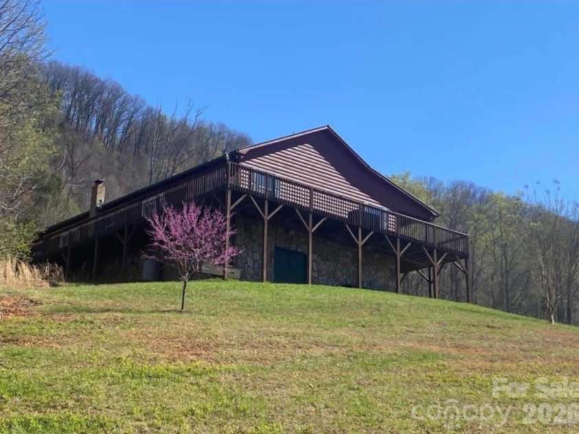 3430 Tranquil Hills Drive, Lenoir, NC 28645.  MLS# CAR4402608, YatesRealty ID 38174. Redbud in Full Bloom