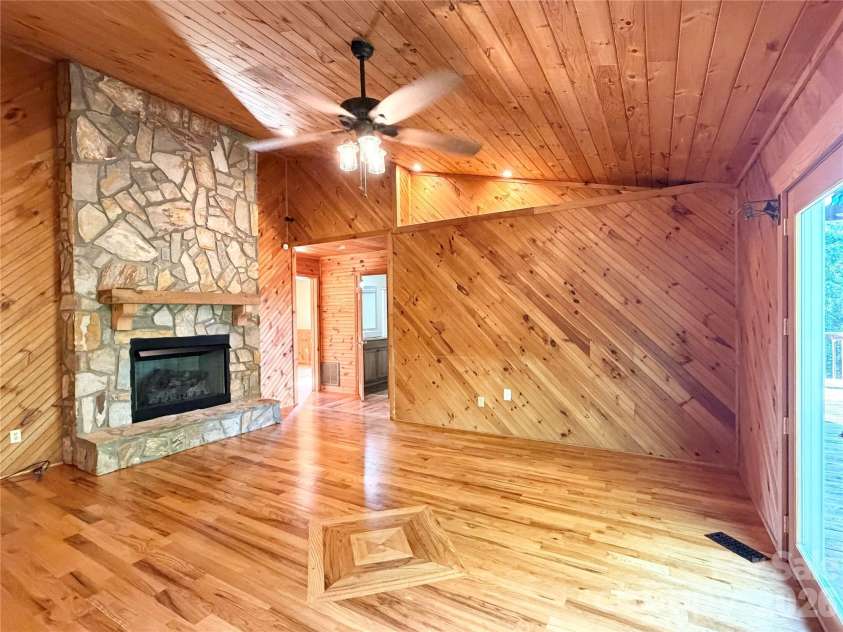 3430 Tranquil Hills Drive, Lenoir, NC 28645.  MLS# CAR4402608, YatesRealty ID 38174. Tall Gas Rock Fireplace