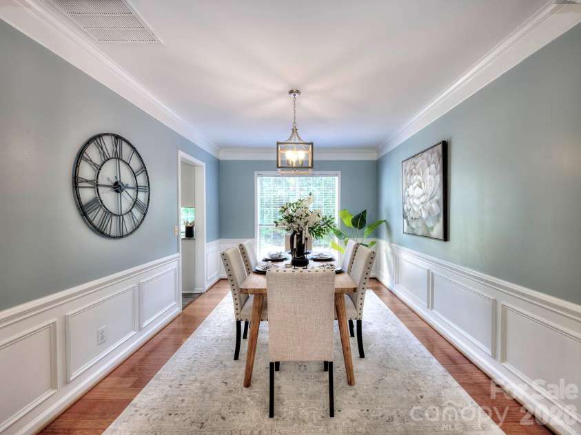 11206 Longhedge Lane, Charlotte, NC 28273.  MLS# CAR4402153, YatesRealty ID 38175. 