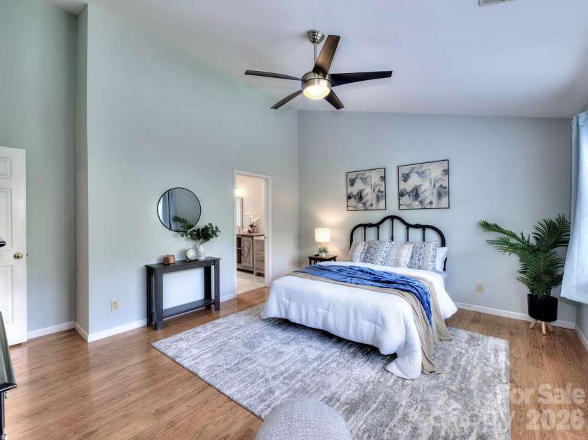 11206 Longhedge Lane, Charlotte, NC 28273.  MLS# CAR4402153, YatesRealty ID 38175. 