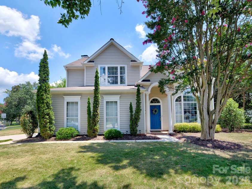 11206 Longhedge Lane, Charlotte, NC 28273.  MLS# CAR4402153, YatesRealty ID 38175. 