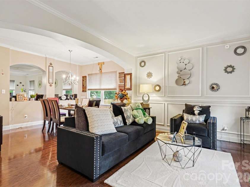 5510 Samuel Neel Road, Charlotte, NC 28278.  MLS# CAR4402149, YatesRealty ID 38176. 