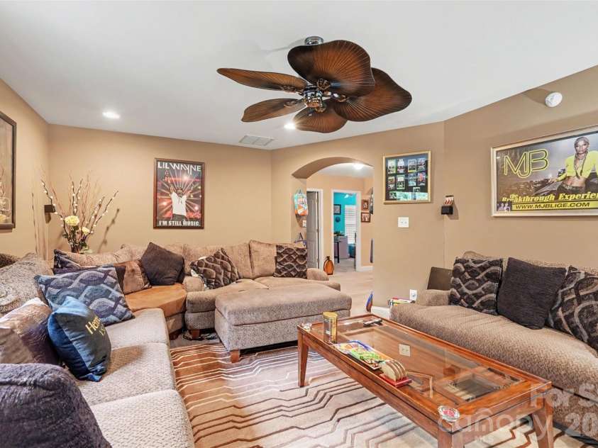 5510 Samuel Neel Road, Charlotte, NC 28278.  MLS# CAR4402149, YatesRealty ID 38176. 